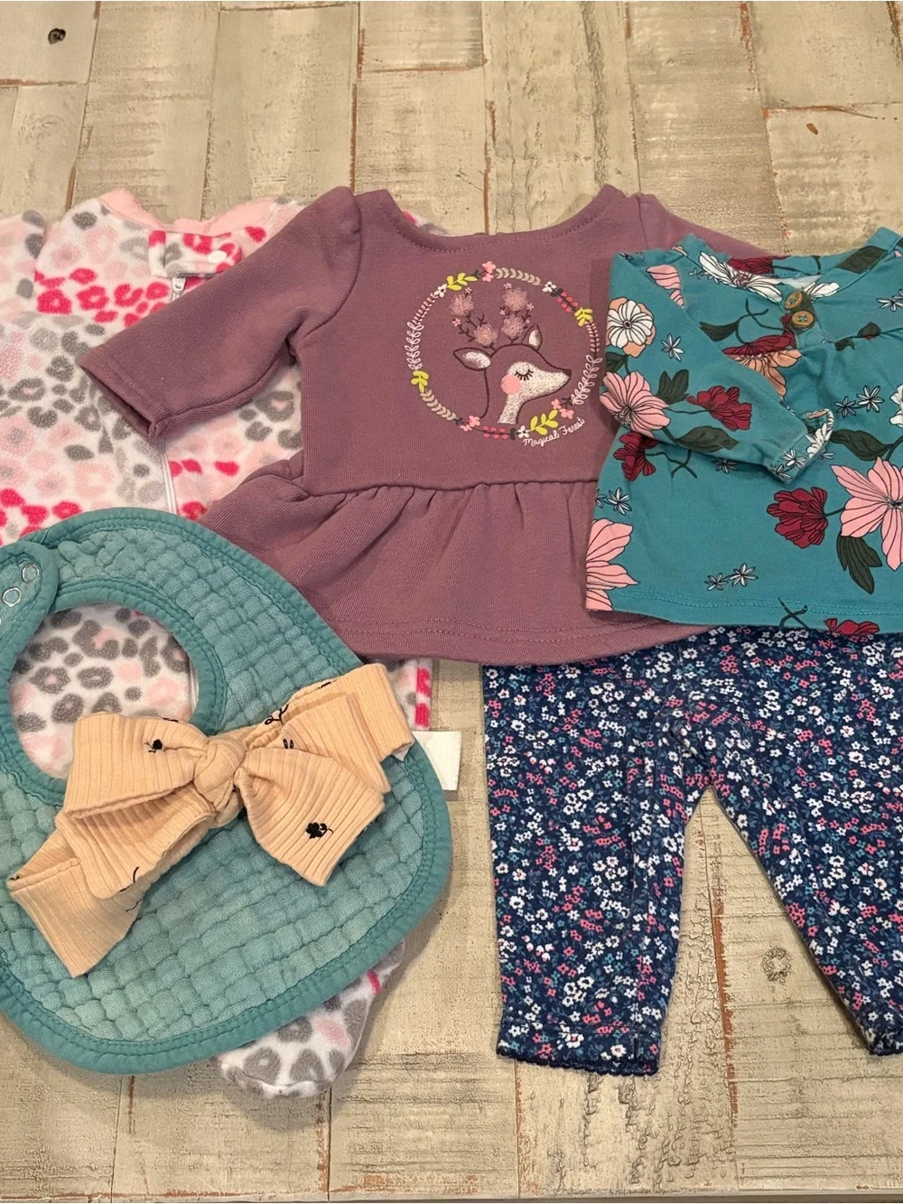 Carter’s 6 Piece Newborn Baby Girl Bundle
